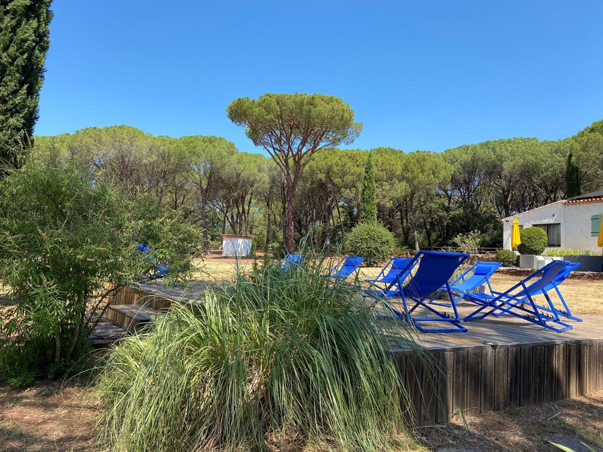 Résidence Gabrielle Le Cannet-des-Maures Extérieur photo