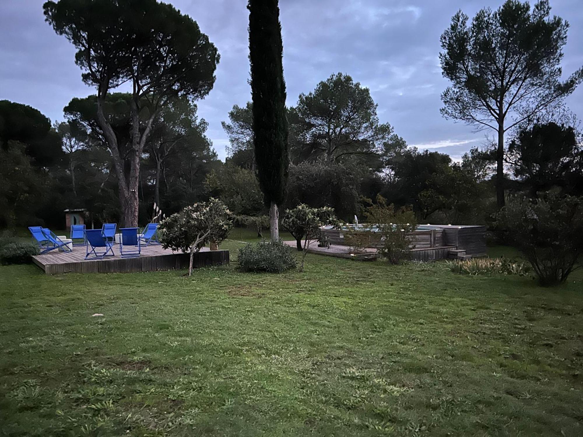 Résidence Gabrielle Le Cannet-des-Maures Extérieur photo